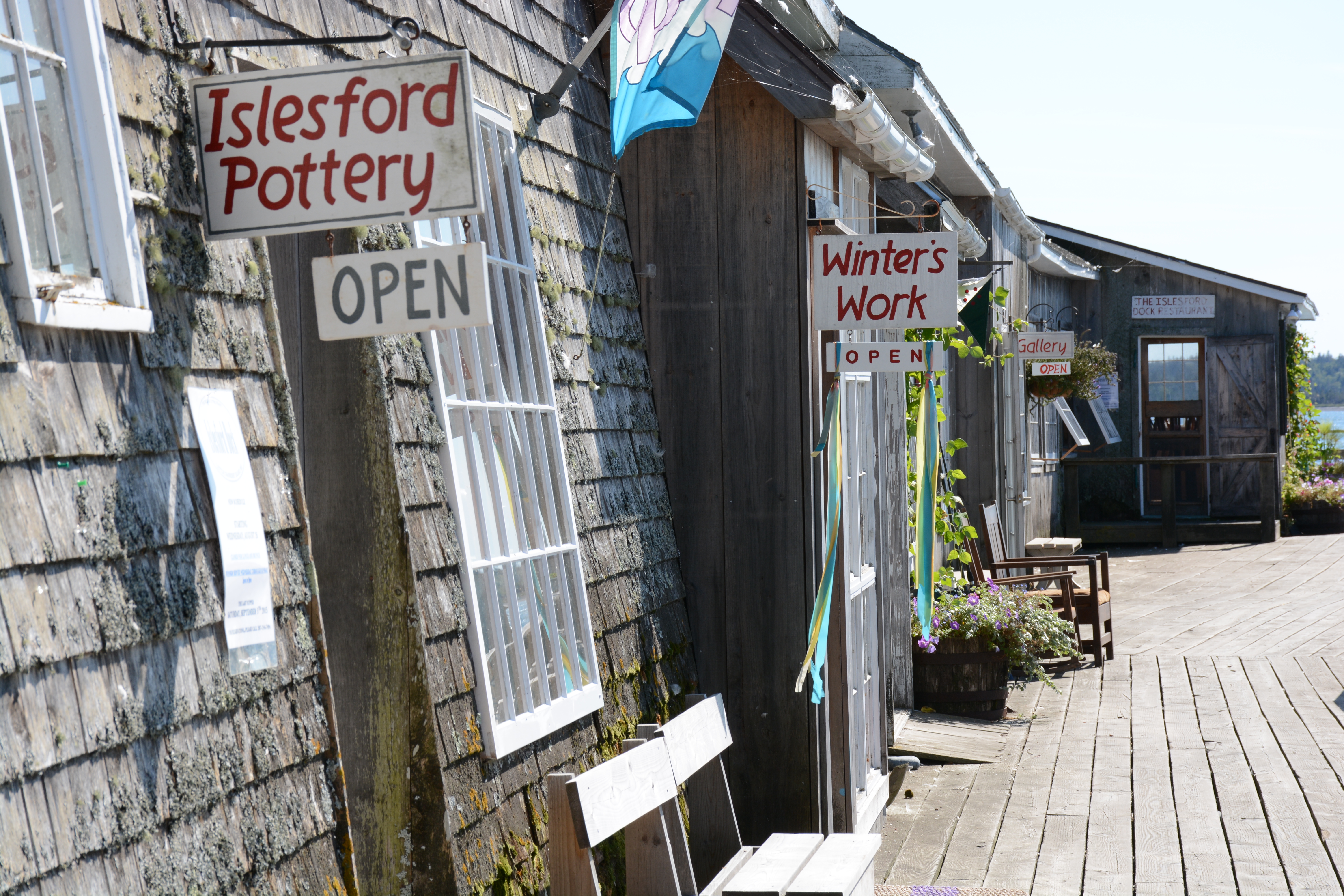 Islesford Dock shops DSC_5435